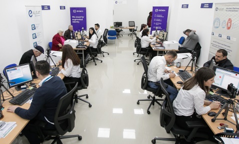 Publikohet VKM: Pas pasaportave qeveria shtyn skadencat e kartave ID